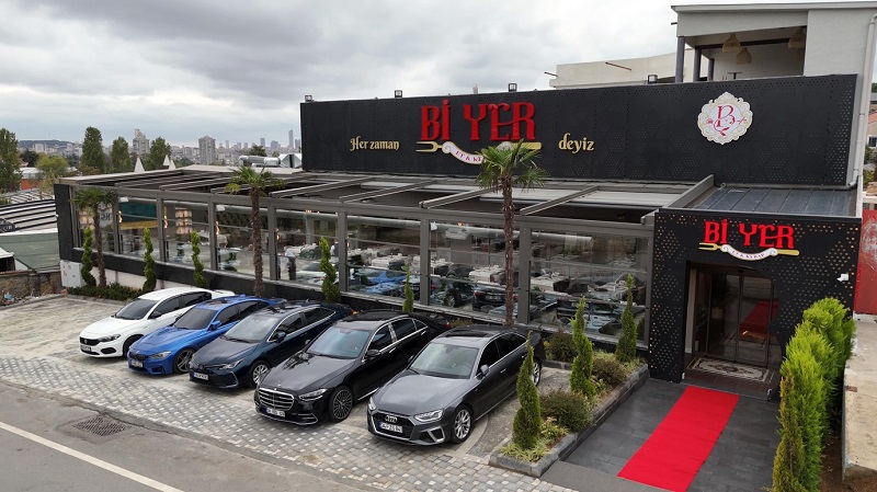 Bİ YER Et Kebap Restoranı Kapılarını Açtı!